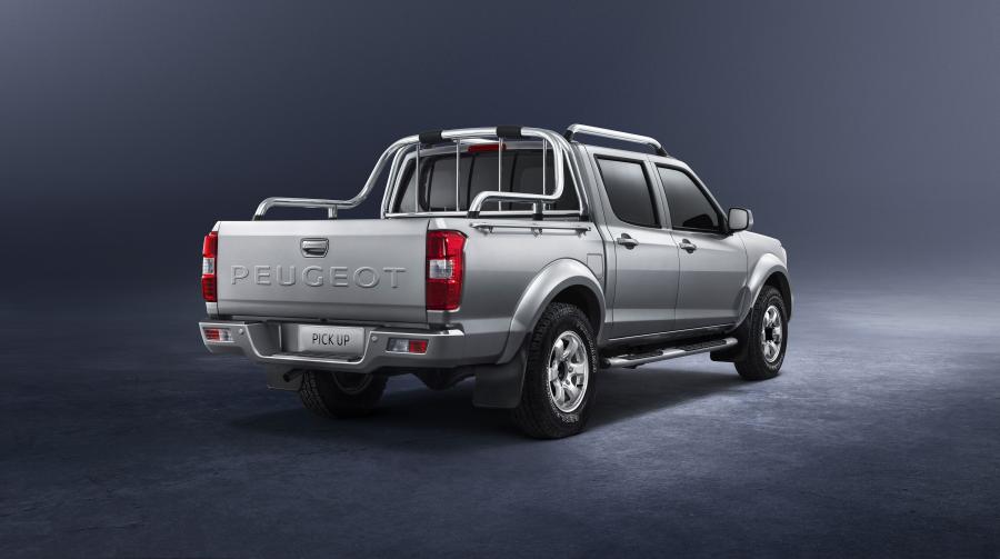  Peugeot Pick Up 4x4 2017 года  (фото 2 из 8)